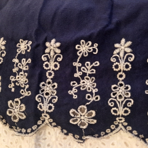 Old Navy/Emily Rose - Size 8 Top/Shorts - 2 Pc Set - Picture 5 of 9